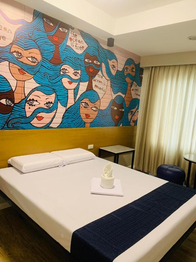 Sultana Ysabella Hotel And Event Las Piñas Εξωτερικό φωτογραφία