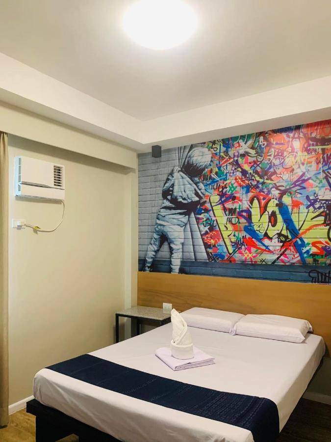 Sultana Ysabella Hotel And Event Las Piñas Εξωτερικό φωτογραφία