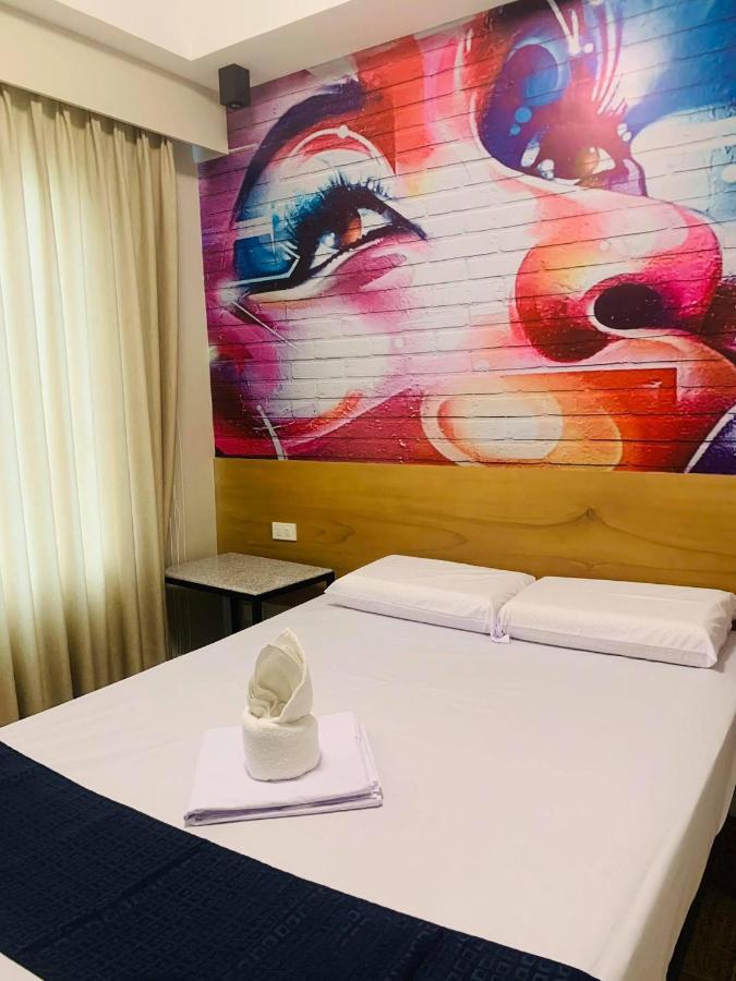 Sultana Ysabella Hotel And Event Las Piñas Εξωτερικό φωτογραφία